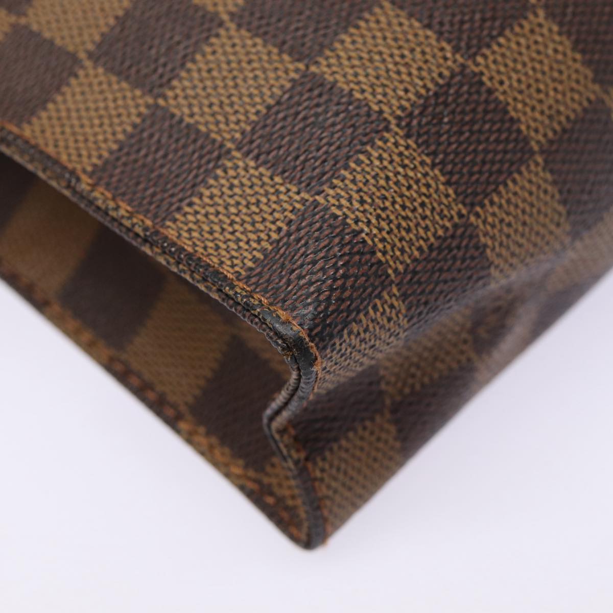 LOUIS VUITTON Damier Ebene Poche Toilette 26 Pouch N47543 LV Auth 87335