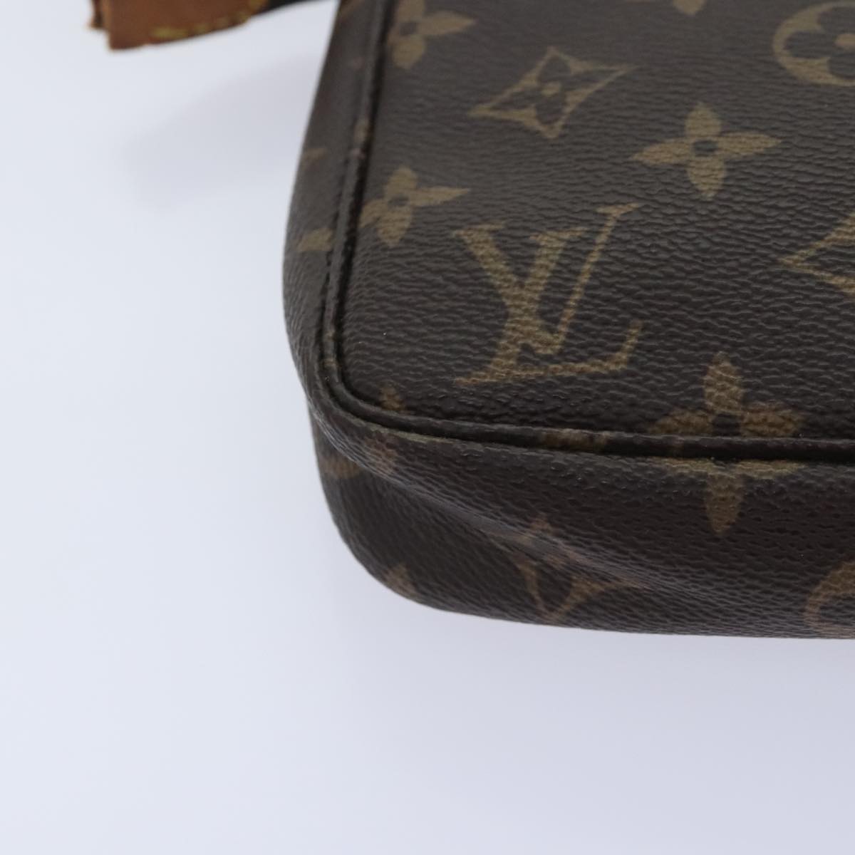 LOUIS VUITTON Monogram Pochette Accessoires Pouch M51980 LV Auth 87388