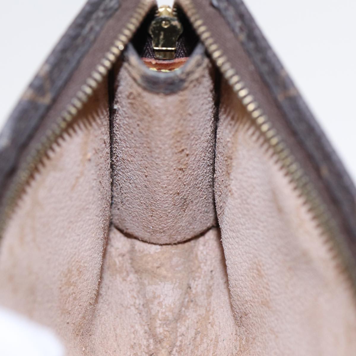 LOUIS VUITTON Monogram Poche Toilette 15 Pouch M47546 LV Auth 87457