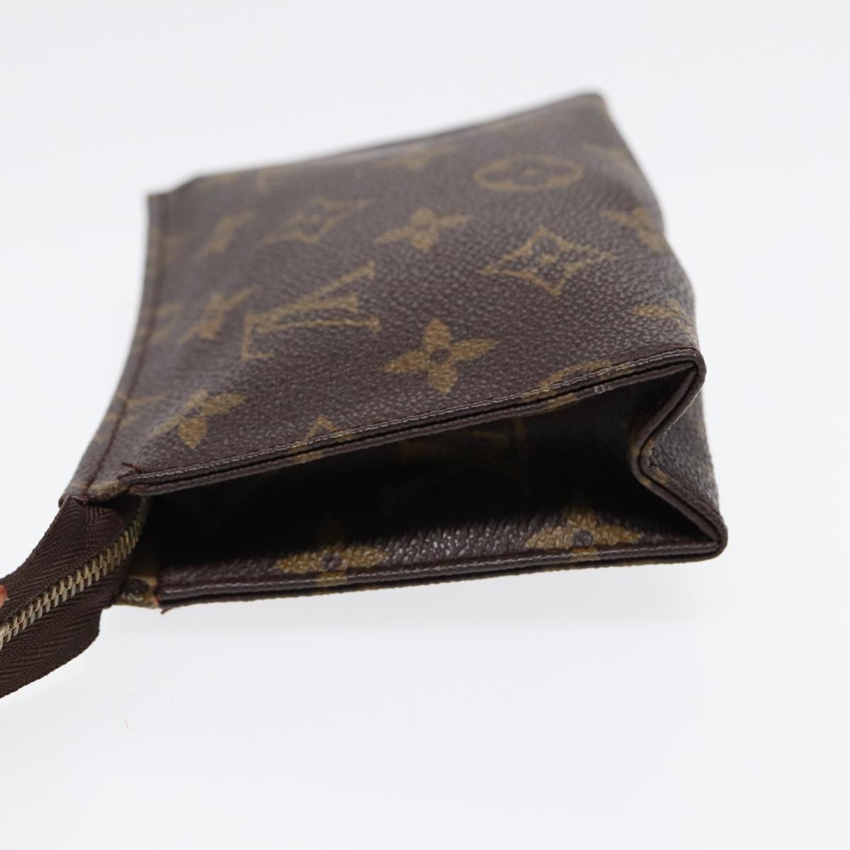 LOUIS VUITTON Monogram Poche Toilette 15 Pouch M47546 LV Auth 87458