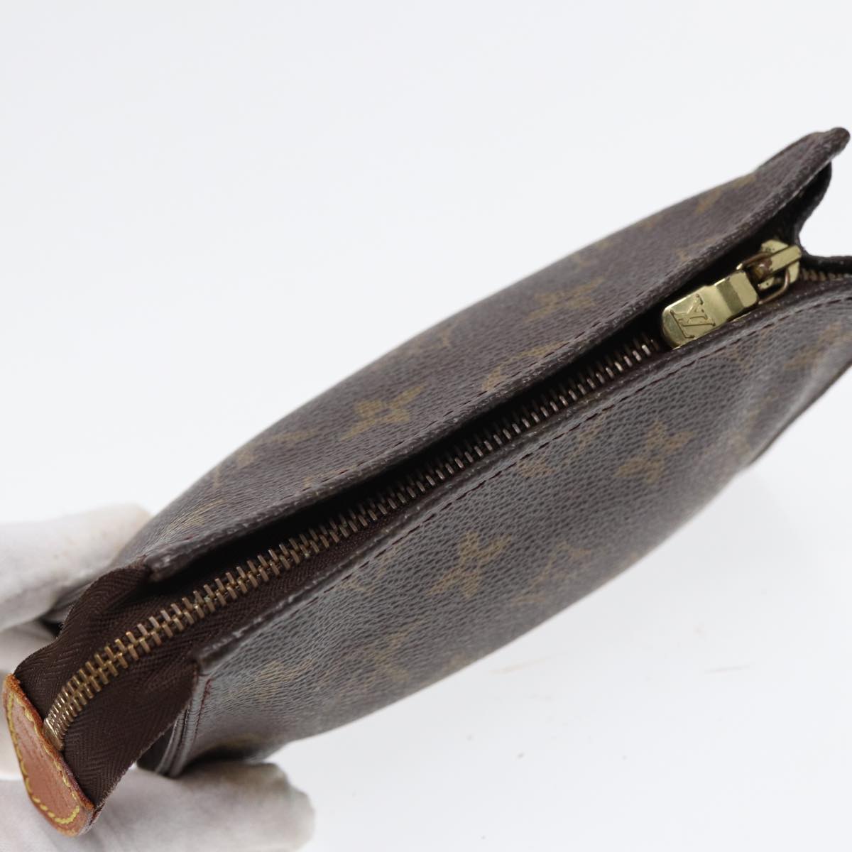 LOUIS VUITTON Monogram Poche Toilette 15 Pouch M47546 LV Auth 87460