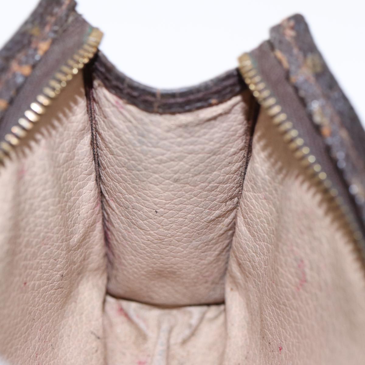 LOUIS VUITTON Monogram Poche Toilette 15 Pouch M47546 LV Auth 87463