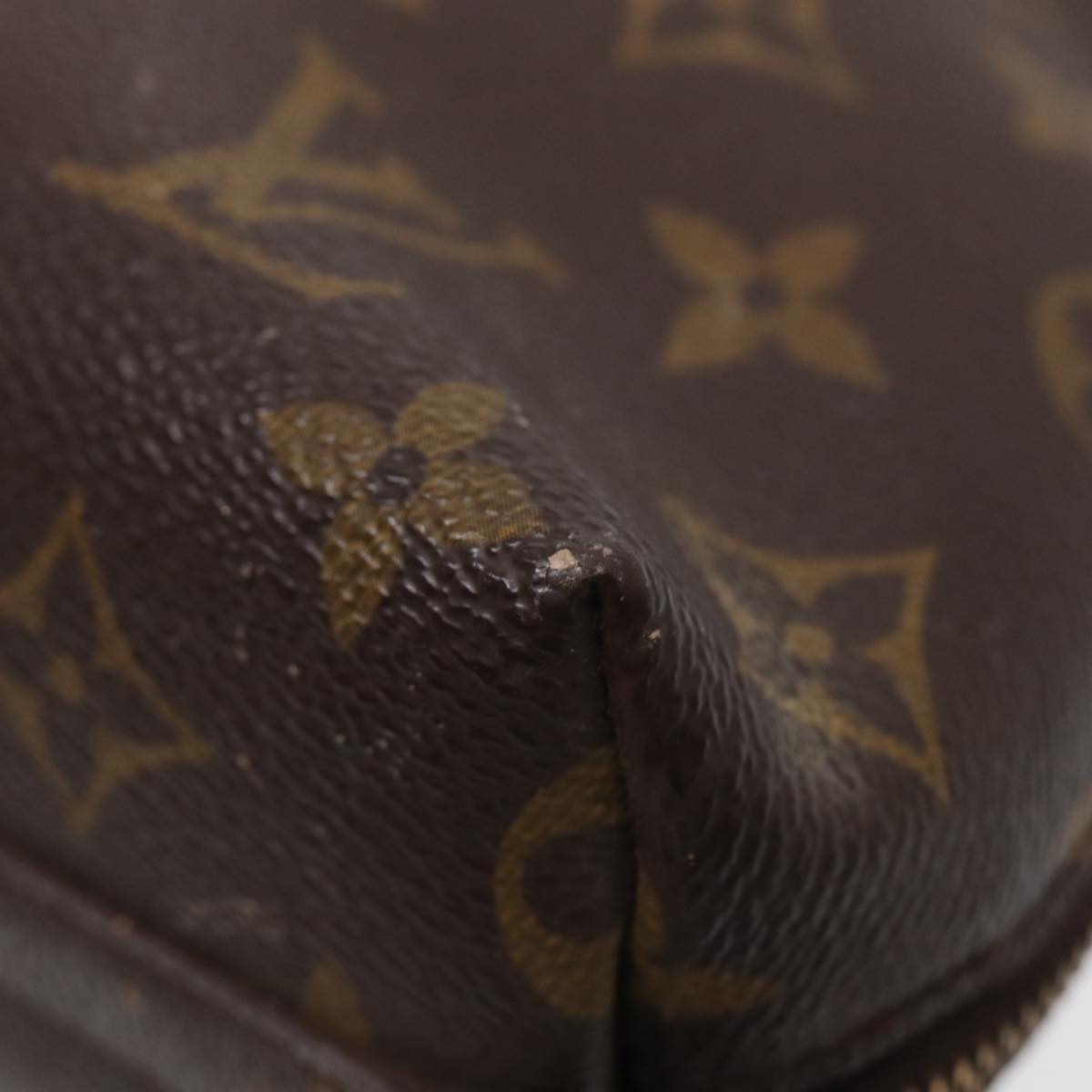 LOUIS VUITTON Monogram Trousse Demi Ronde Cosmetic Pouch M47520 LV Auth 87465