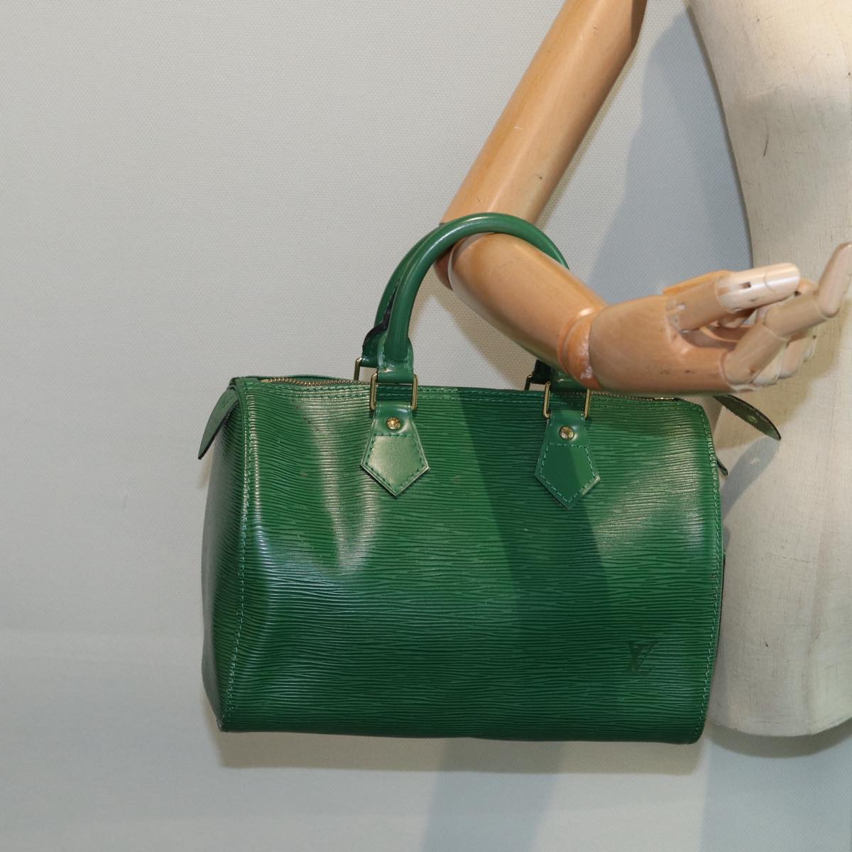 LOUIS VUITTON Epi Speedy 25 Hand Bag Borneo Green M43014 LV Auth 87482