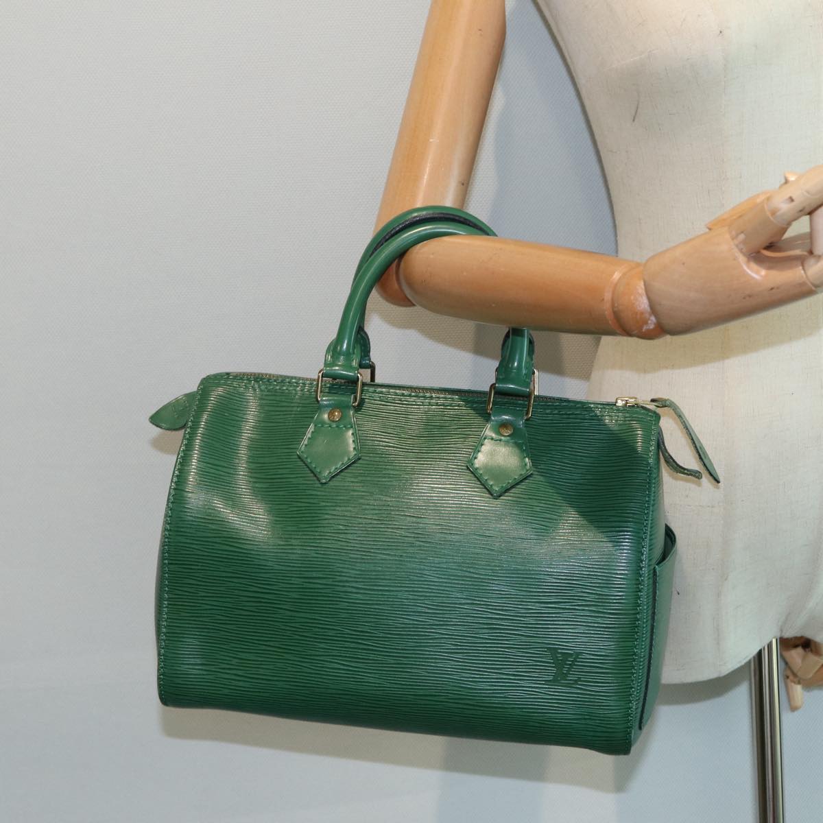 LOUIS VUITTON Epi Speedy 25 Hand Bag Borneo Green M43014 LV Auth 87488