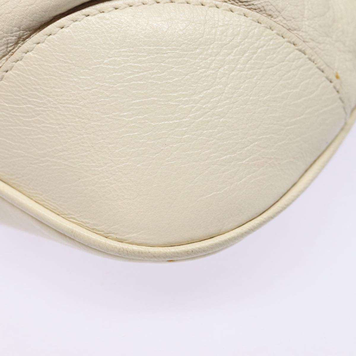 Salvatore Ferragamo Gancini Hand Bag Leather 2way White Auth 87666