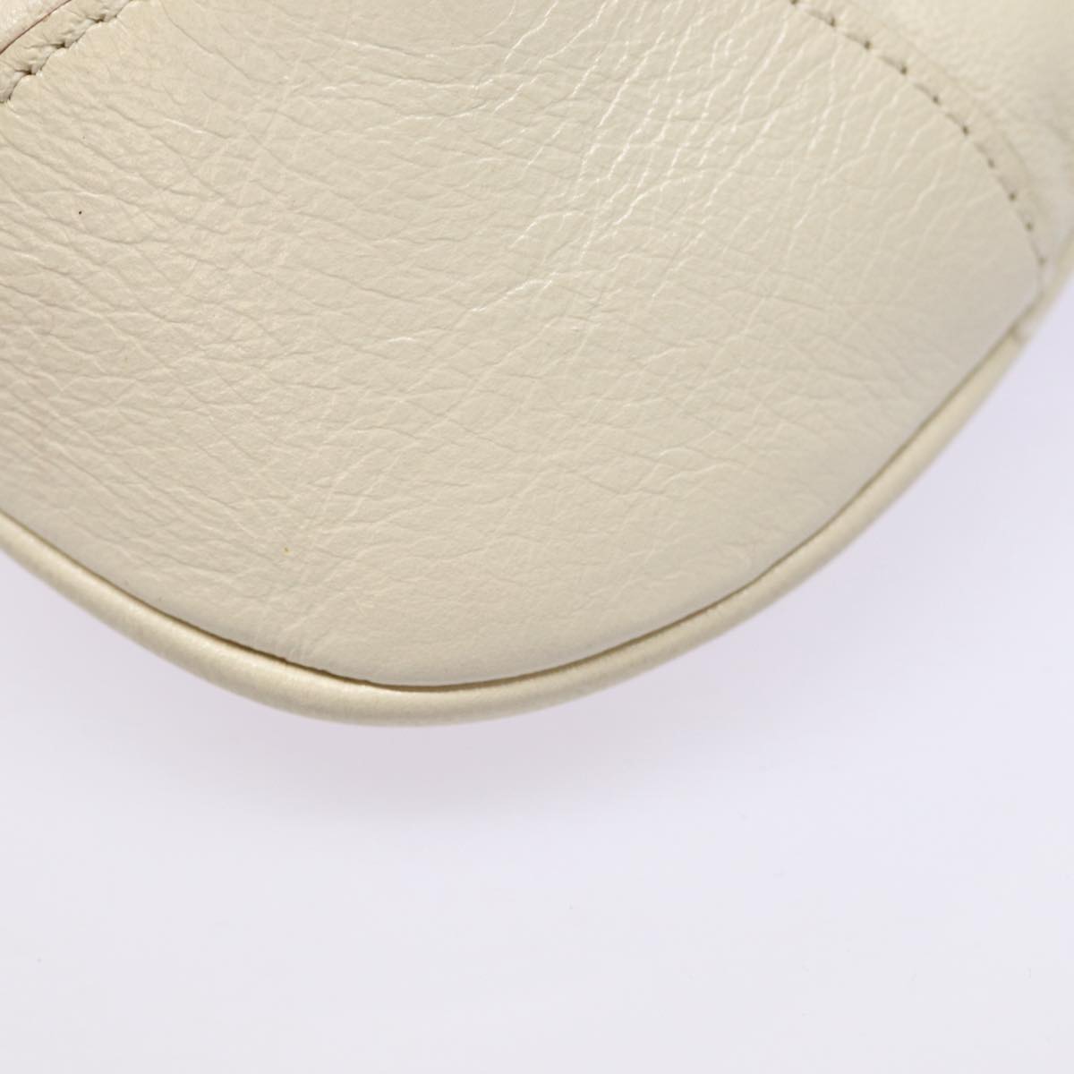 Salvatore Ferragamo Gancini Hand Bag Leather 2way White Auth 87666