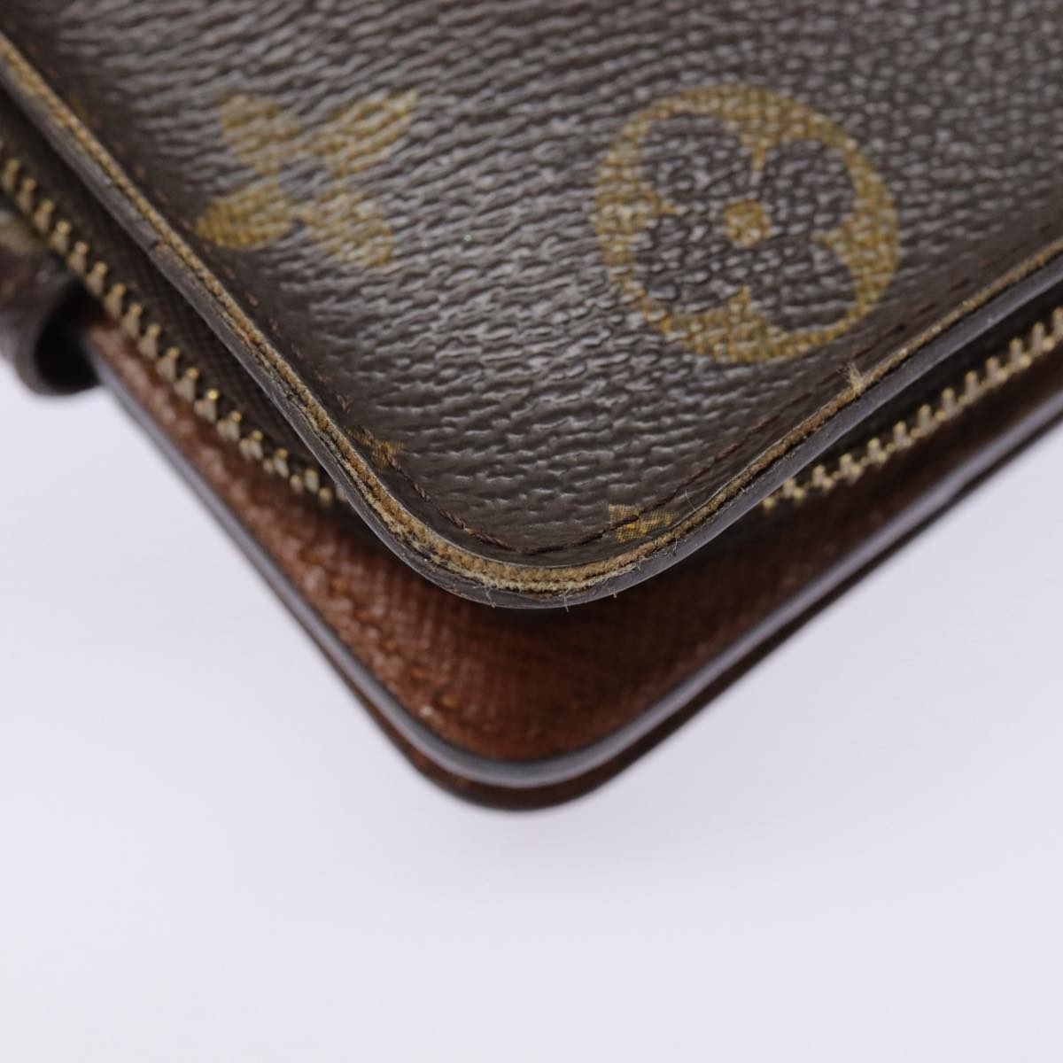 LOUIS VUITTON Monogram Compact Zip Wallet M61667 LV Auth 87729