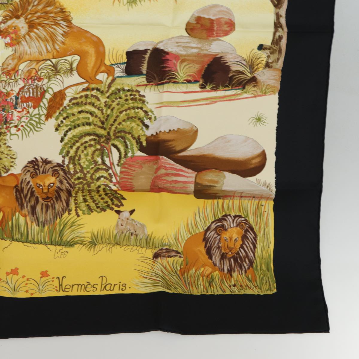 HERMES Carre 90 Scarf ""NUBA MOUNTAIN"" Silk Black Yellow Auth 87738