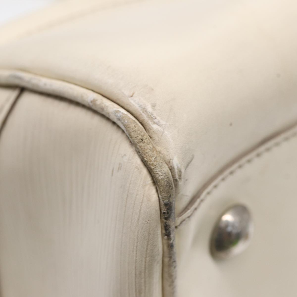 LOUIS VUITTON Epi Boring Montaigne GM Hand Bag White Yvoire M5931J LV Auth 87942