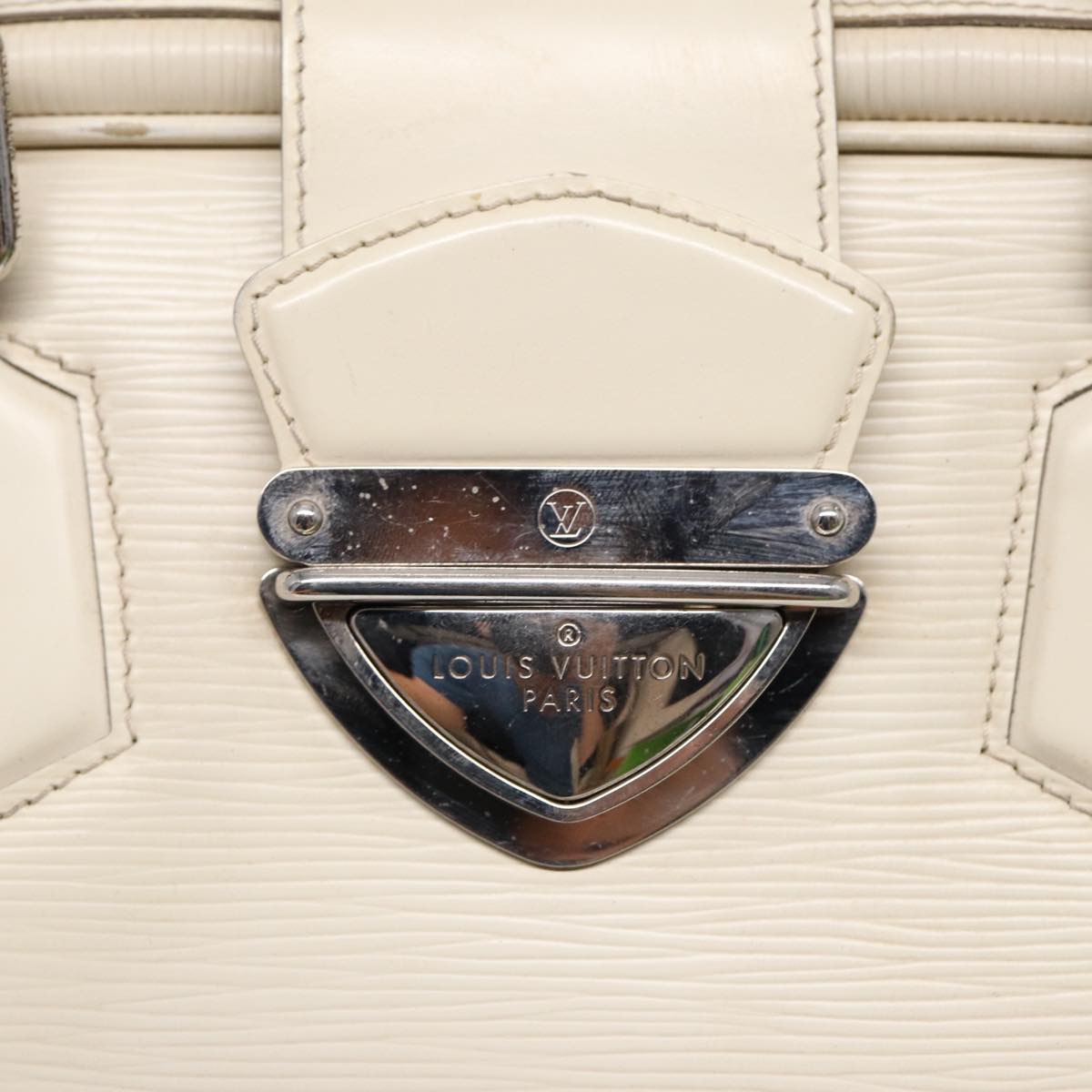 LOUIS VUITTON Epi Boring Montaigne GM Hand Bag White Yvoire M5931J LV Auth 87942