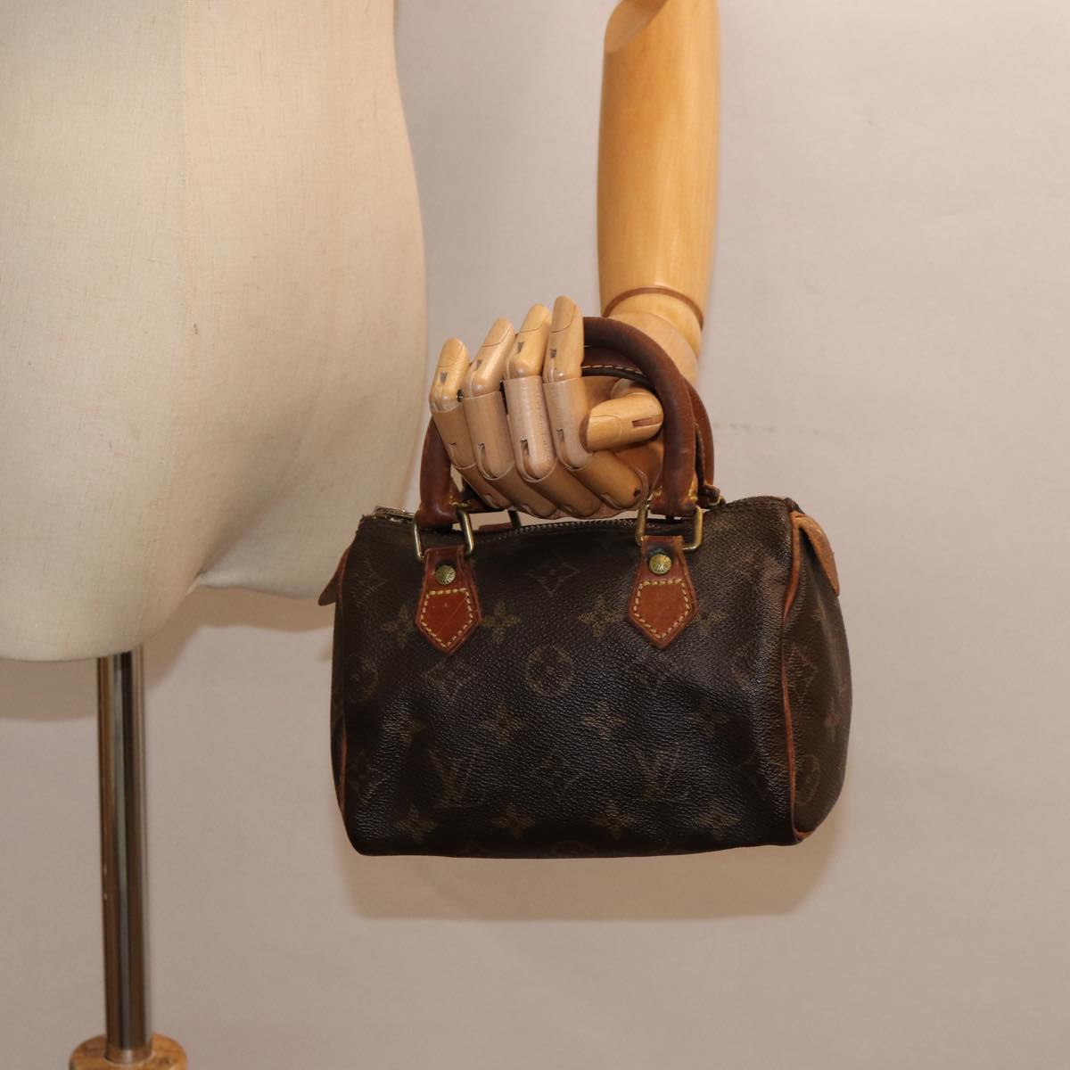 LOUIS VUITTON Monogram Mini Speedy Bandouliere Japon 88 Bag M99014 Auth 87974