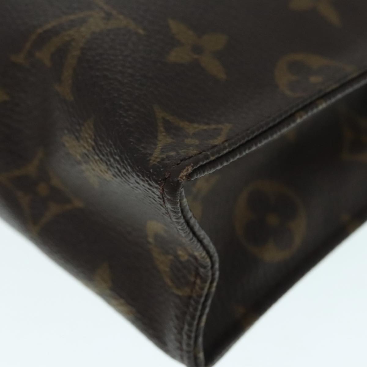 LOUIS VUITTON Monogram Poche Toilette 26 Pouch M47542 LV Auth 88251