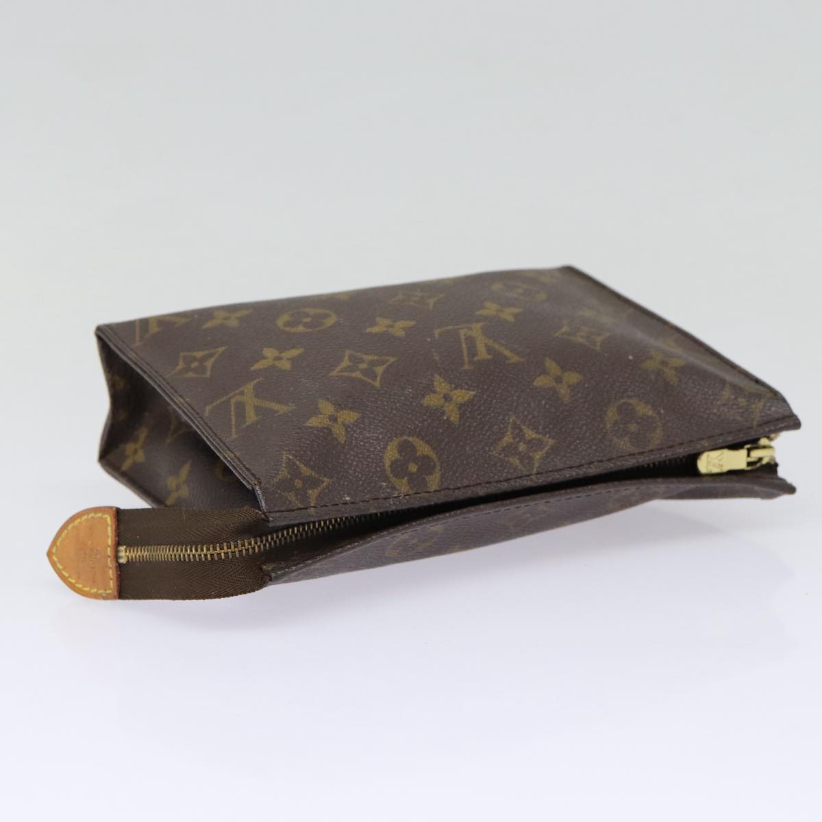 LOUIS VUITTON Monogram Poche Toilette 19 Pouch M47544 LV Auth 88329