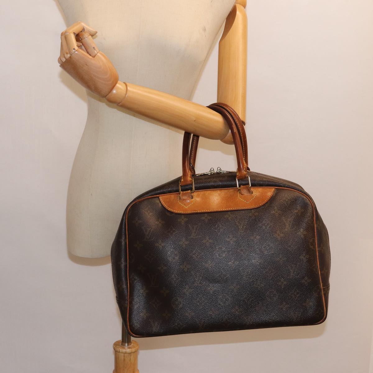 LOUIS VUITTON Monogram Deauville Hand Bag M47270 LV Auth 88634