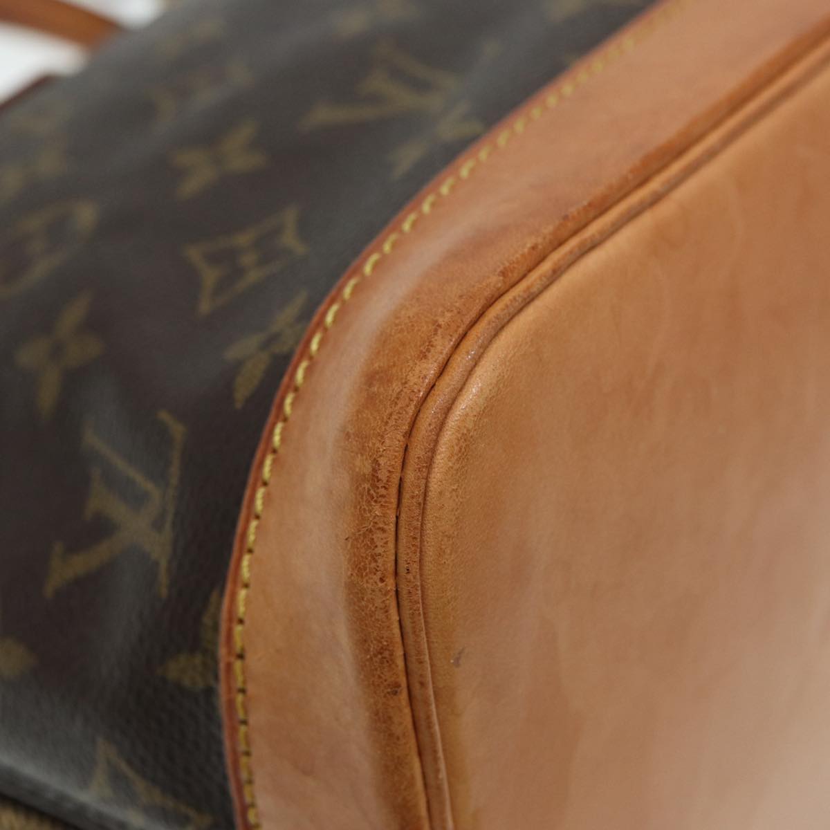 LOUIS VUITTON Monogram Alma Hand Bag M51130 LV Auth 88667