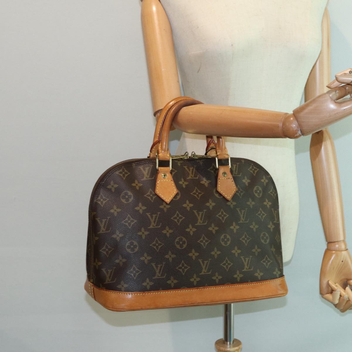 LOUIS VUITTON Monogram Alma Hand Bag M51130 LV Auth 88667