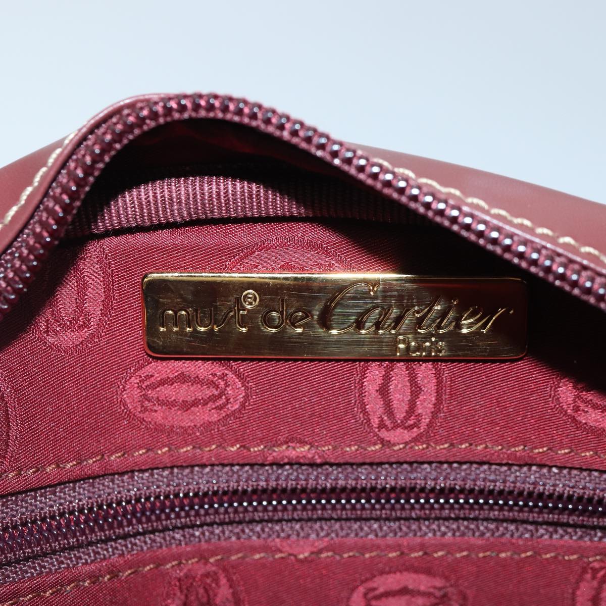 CARTIER Shoulder Bag Leather Red Gold Auth 88689