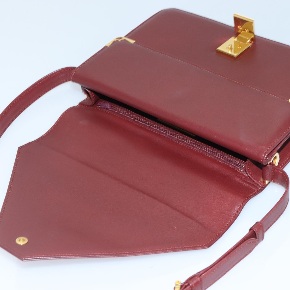 CARTIER Shoulder Bag Leather Red Gold Auth 88728