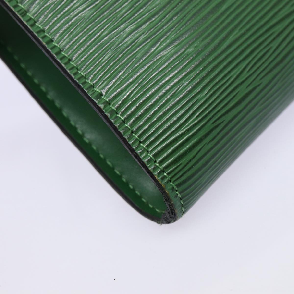 LOUIS VUITTON Epi Pochette Accessoires Pouch Green M52984 LV Auth 89101