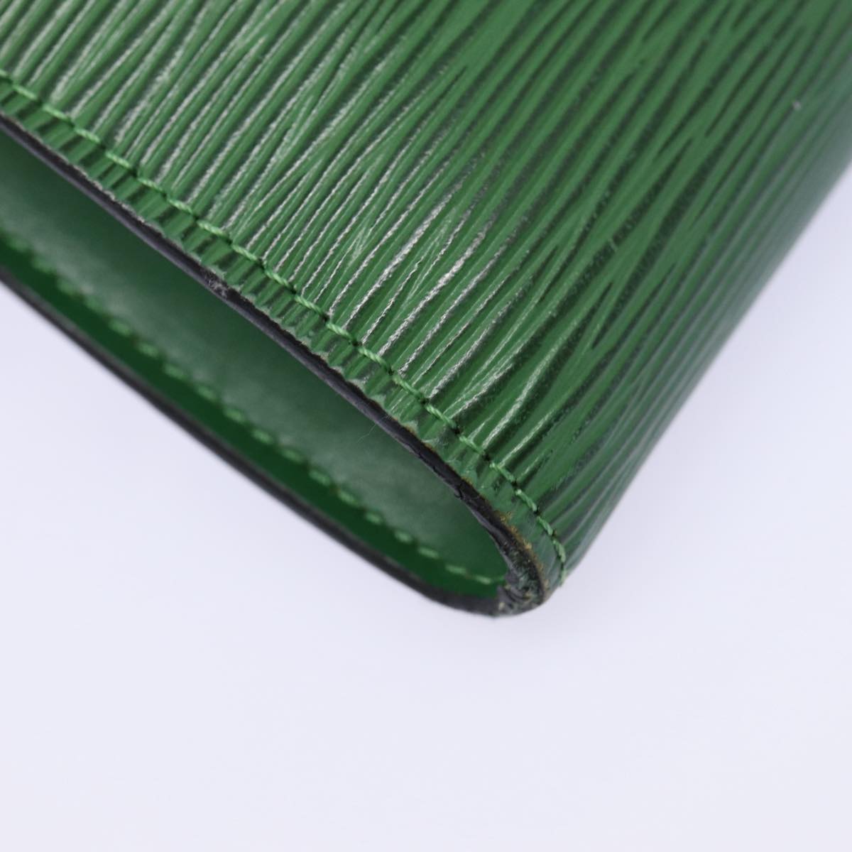 LOUIS VUITTON Epi Pochette Accessoires Pouch Green M52984 LV Auth 89101