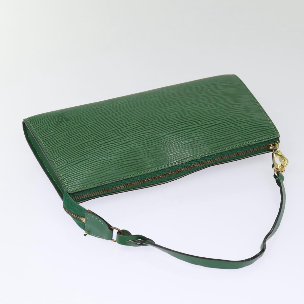 LOUIS VUITTON Epi Pochette Accessoires Pouch Green M52984 LV Auth 89101