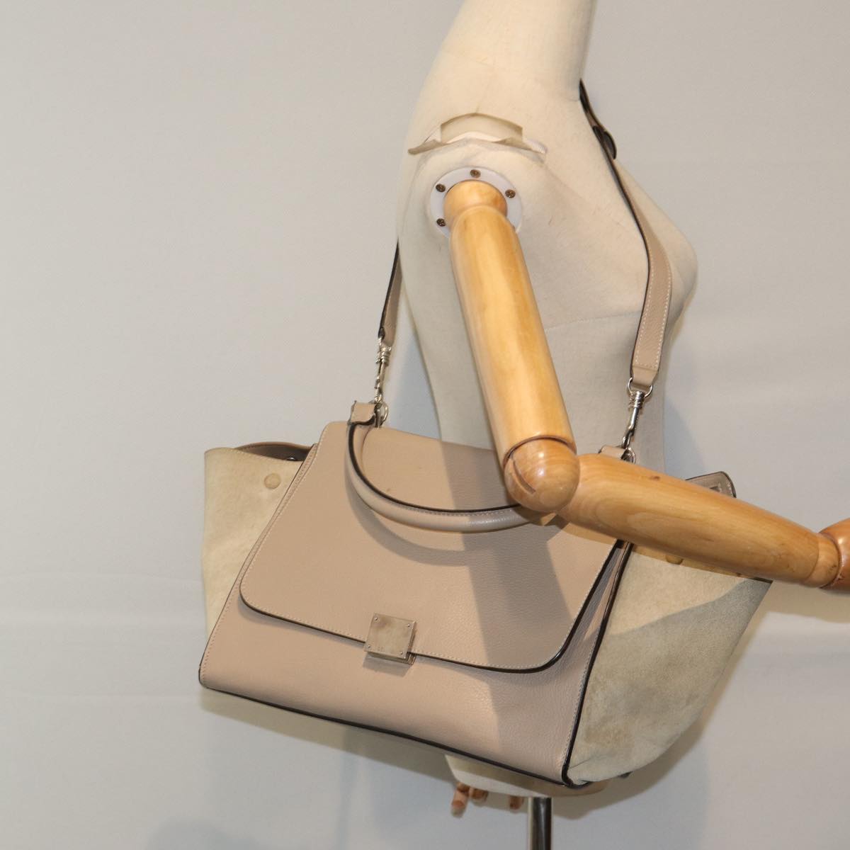 CELINE Trapeze Hand Bag Suede Leather 2way Silver Beige Auth 89145