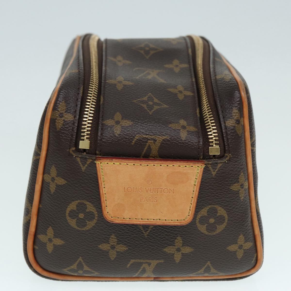 LOUIS VUITTON Monogram Dop Kit Cosmetic Pouch M44494 LV Auth 89163