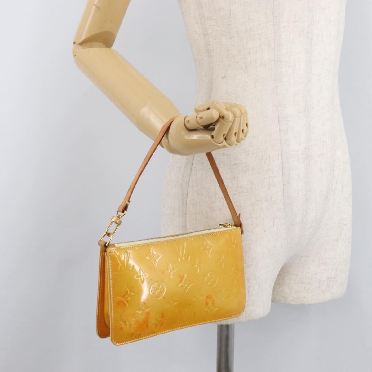 LOUIS VUITTON Vernis Lexington Accessory Pouch Lime Yellow M91058 LV Auth 89184