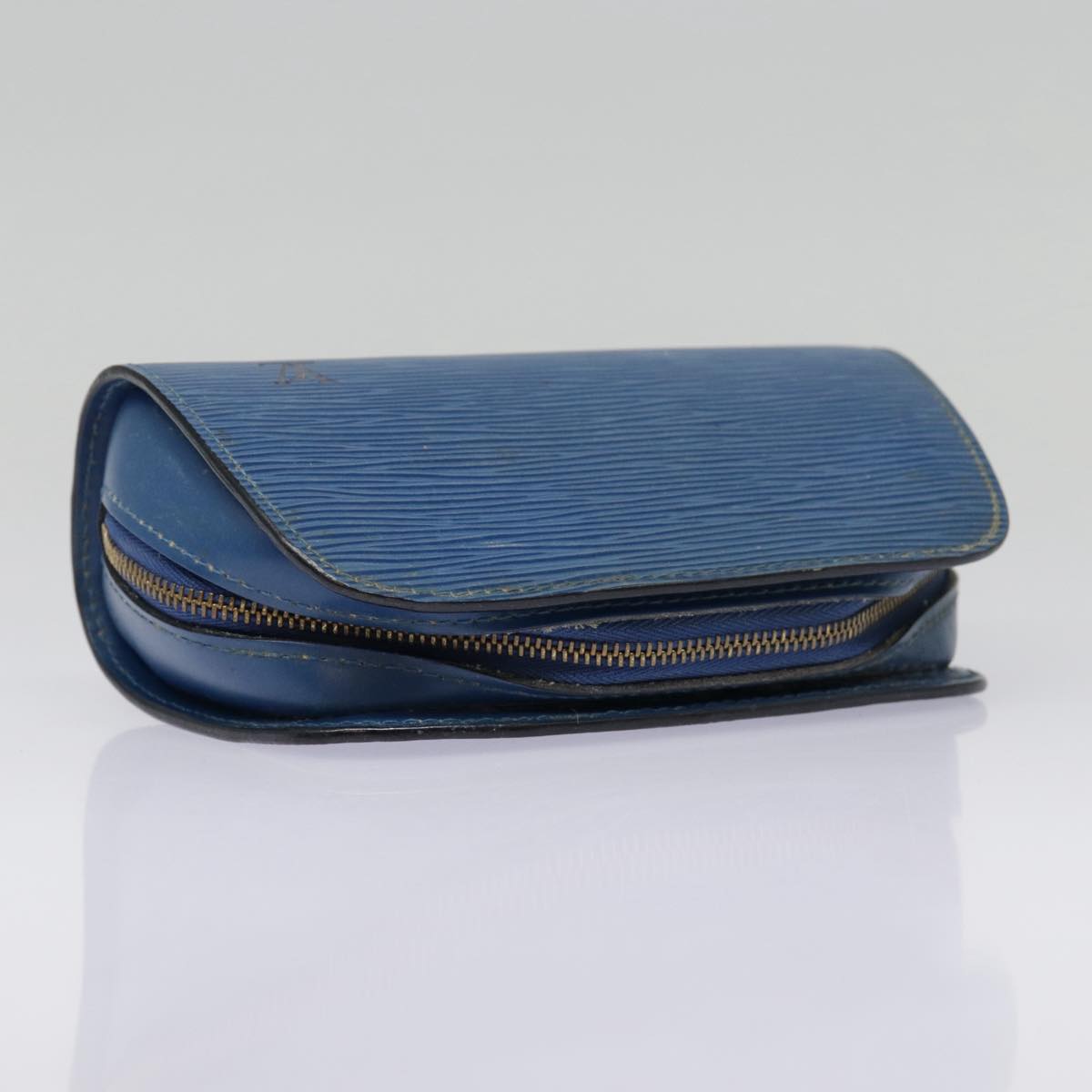 LOUIS VUITTON Epi Dauphine PM Pouch Blue M48445 LV Auth 89185