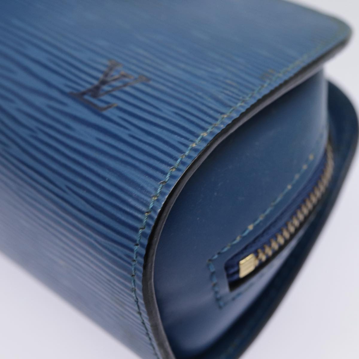 LOUIS VUITTON Epi Dauphine PM Pouch Blue M48445 LV Auth 89185