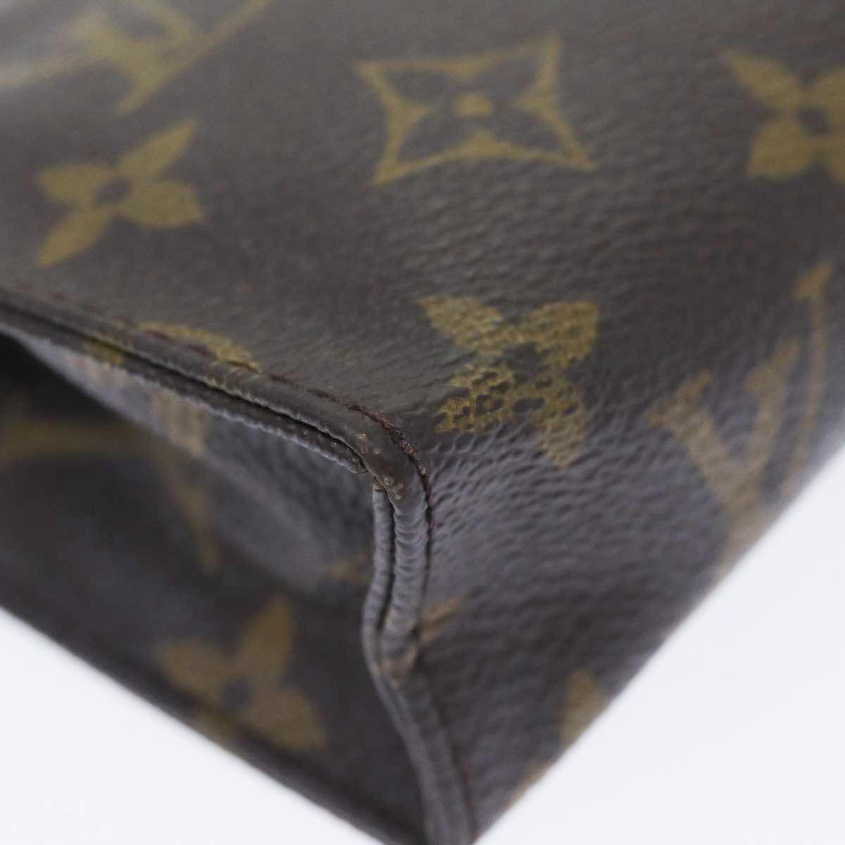 LOUIS VUITTON Monogram Poche Toilette 15 Pouch M47546 LV Auth 89477