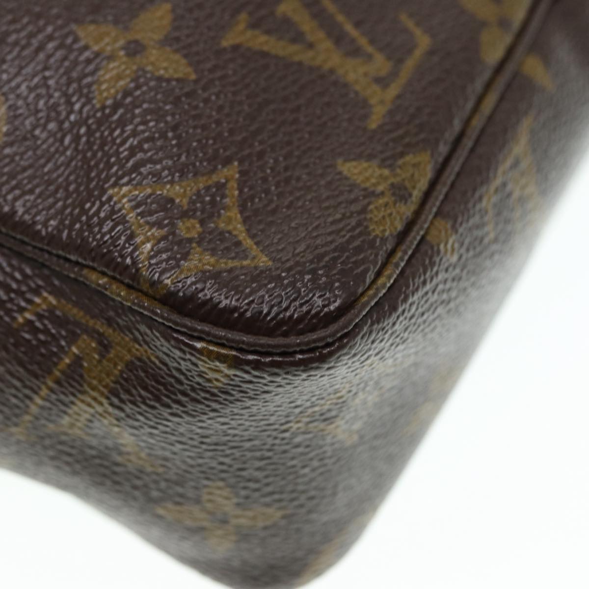 LOUIS VUITTON Monogram Trousse Toilette 18 Pouch M47526 LV Auth 89526