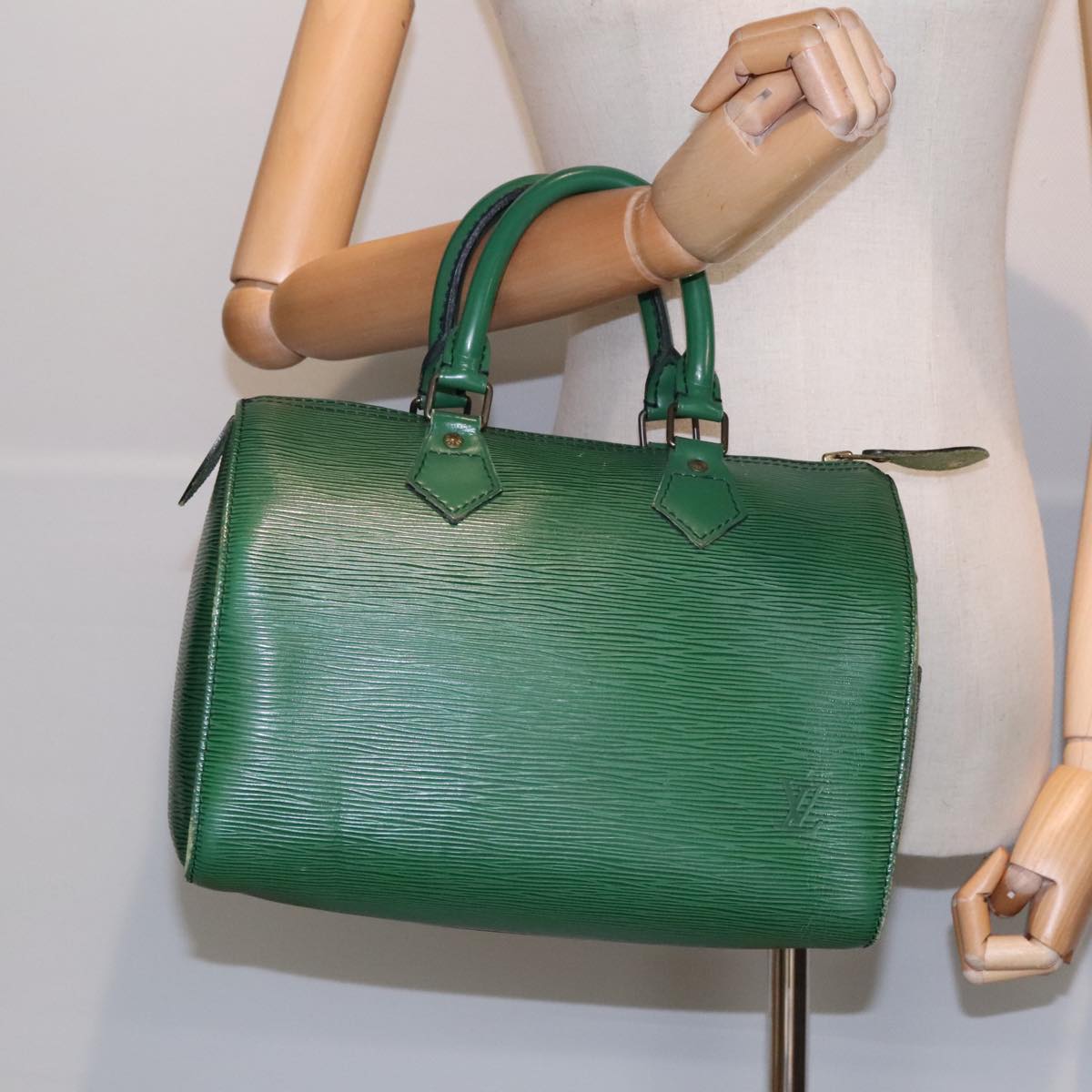 LOUIS VUITTON Epi Speedy 25 Hand Bag Borneo Green M43014 LV Auth 89855