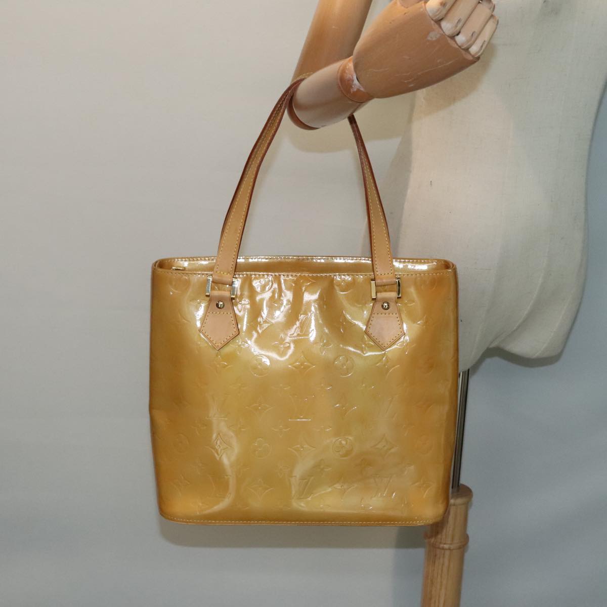 LOUIS VUITTON Monogram Vernis Houston Hand Bag Beige M91004 LV Auth 89882