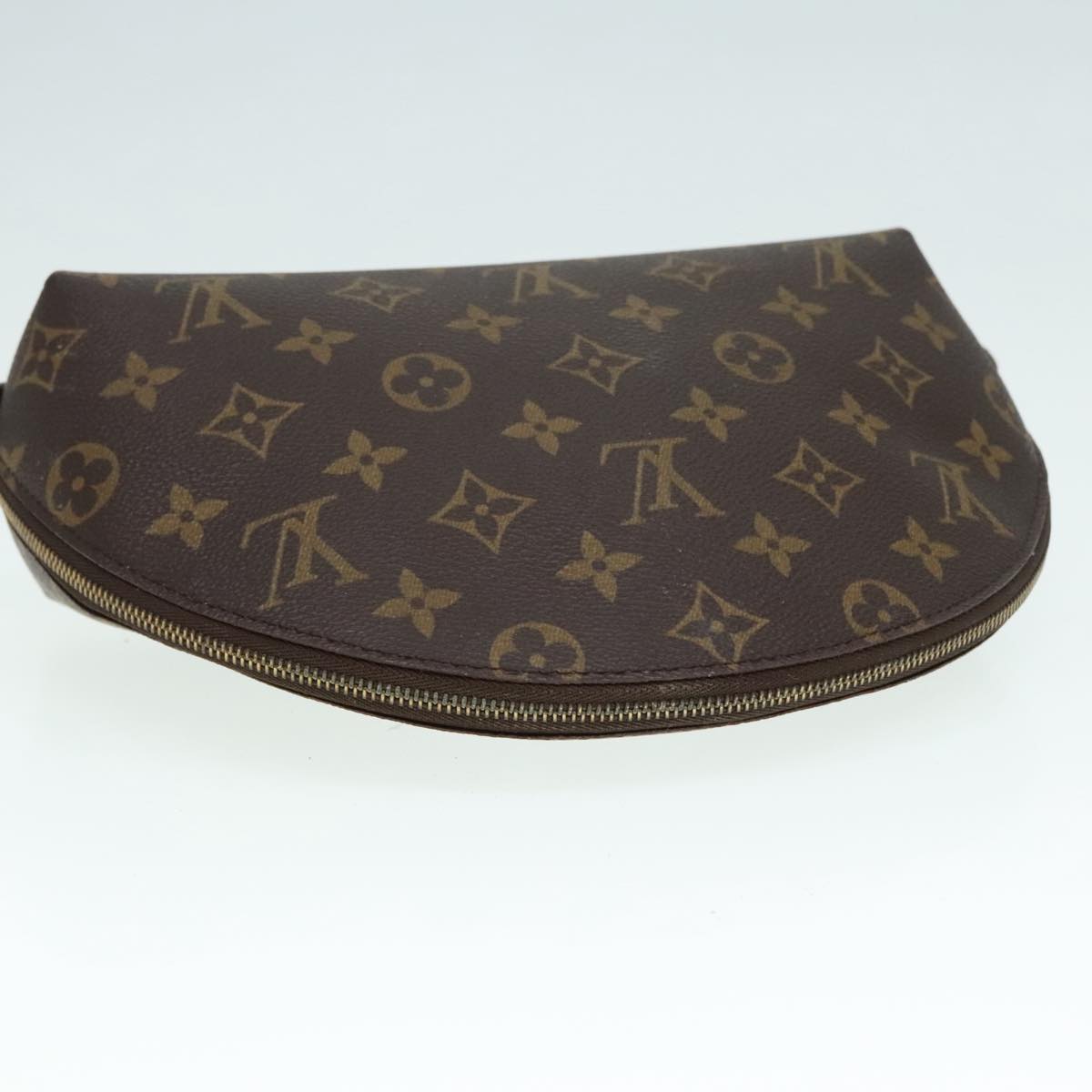 LOUIS VUITTON Monogram Trousse Demi Ronde Cosmetic Pouch M47520 LV Auth 89922