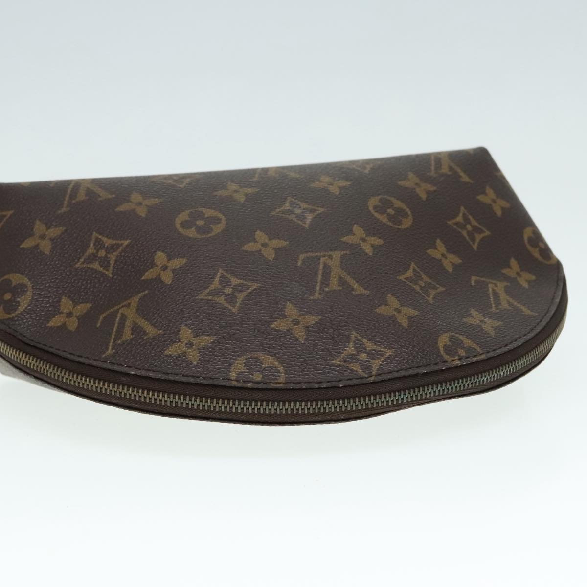 LOUIS VUITTON Monogram Trousse Demi Ronde Cosmetic Pouch M47520 LV Auth 89924