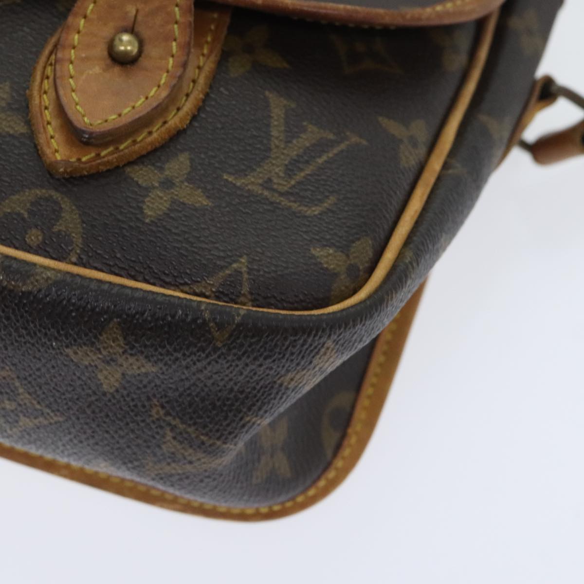 LOUIS VUITTON Monogram Gibeciere MM Shoulder Bag M42247 LV Auth 89955