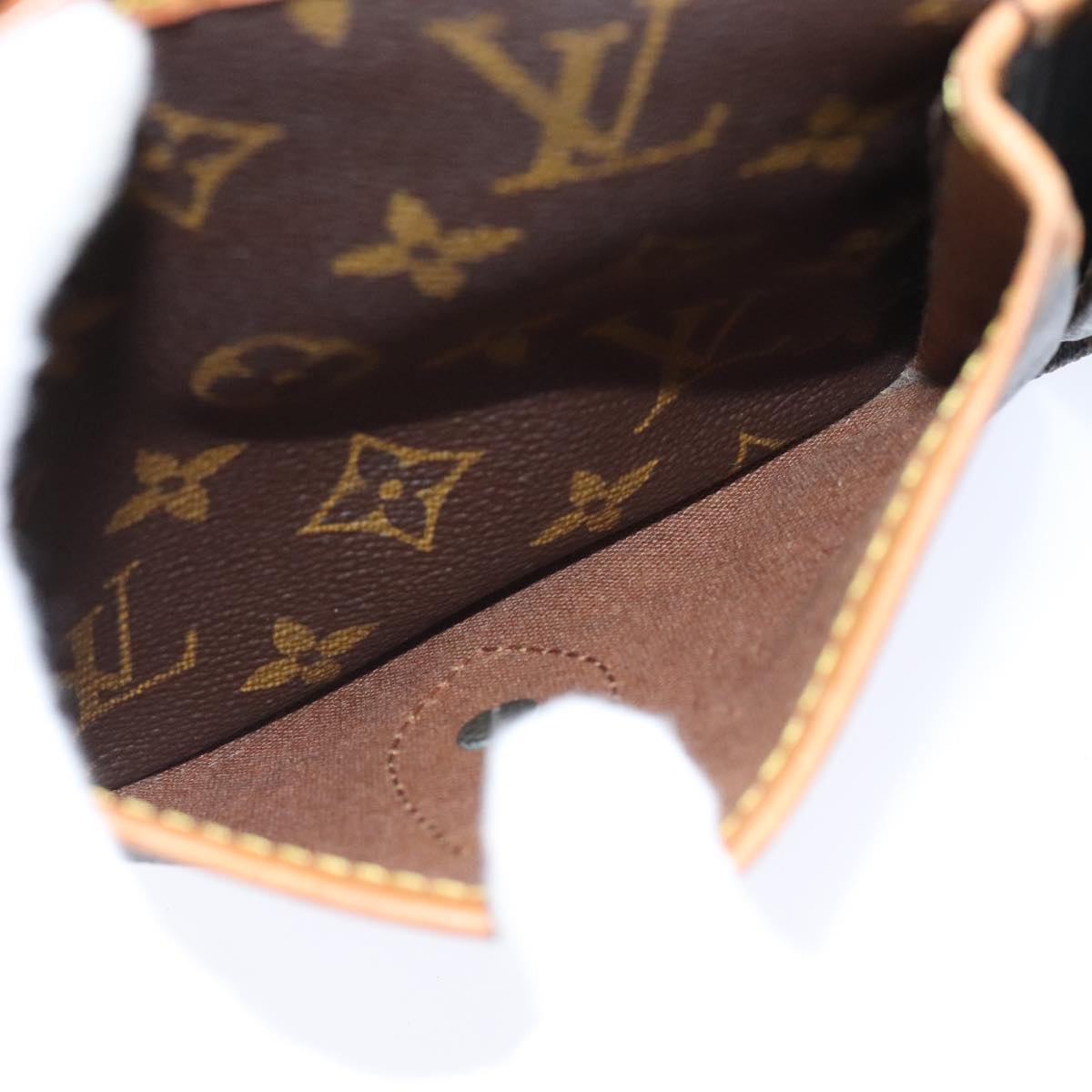 LOUIS VUITTON Monogram Gibeciere MM Shoulder Bag M42247 LV Auth 89955