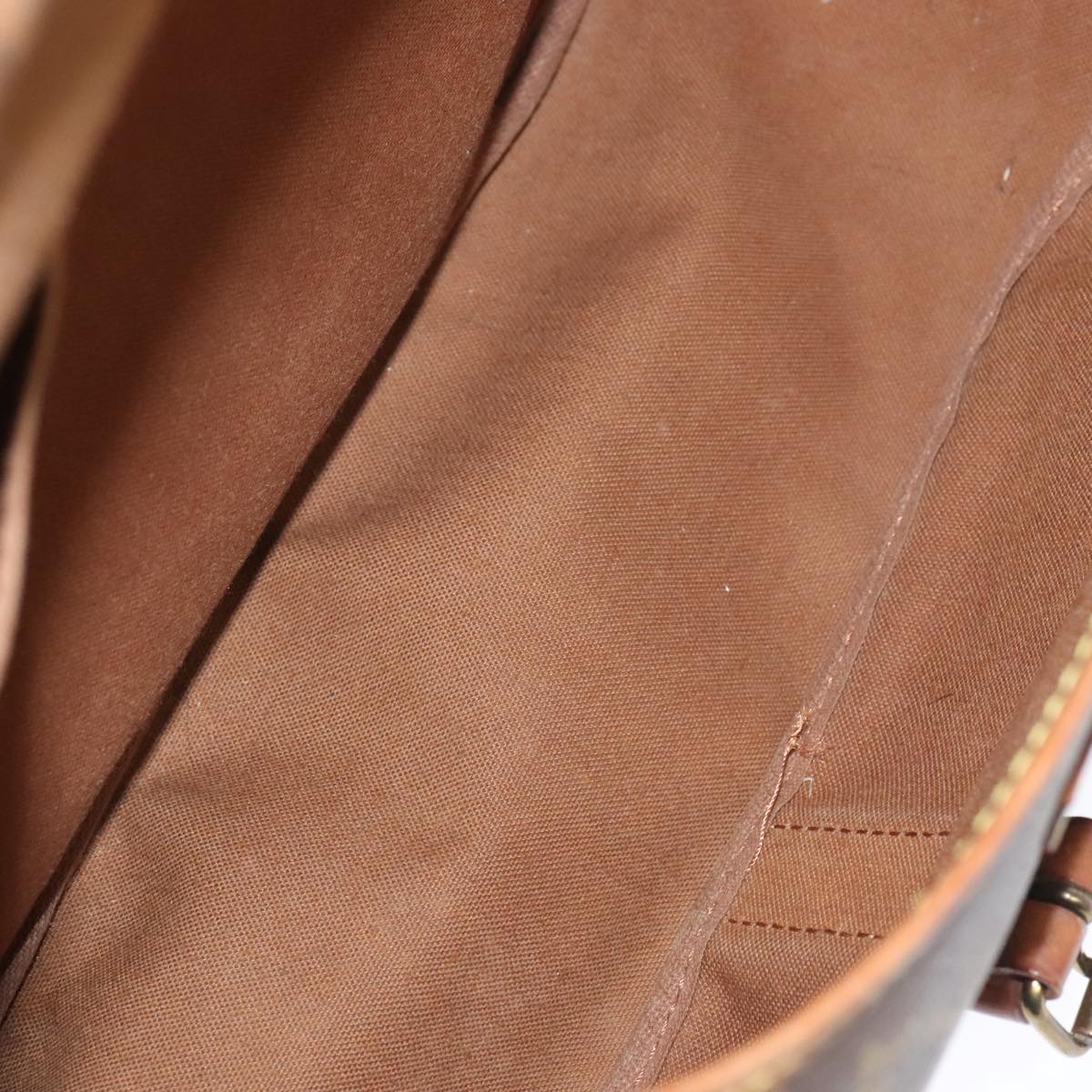 LOUIS VUITTON Monogram Saumur 35 Shoulder Bag M42254 LV Auth 89975