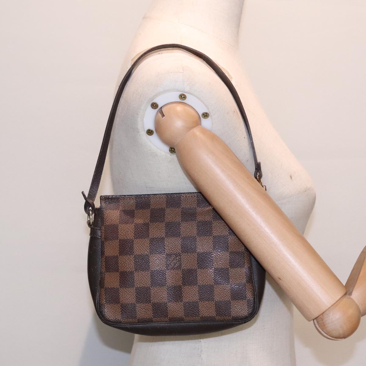 LOUIS VUITTON Damier Ebene Trousse Makeup Pouch N51982 LV Auth 90007