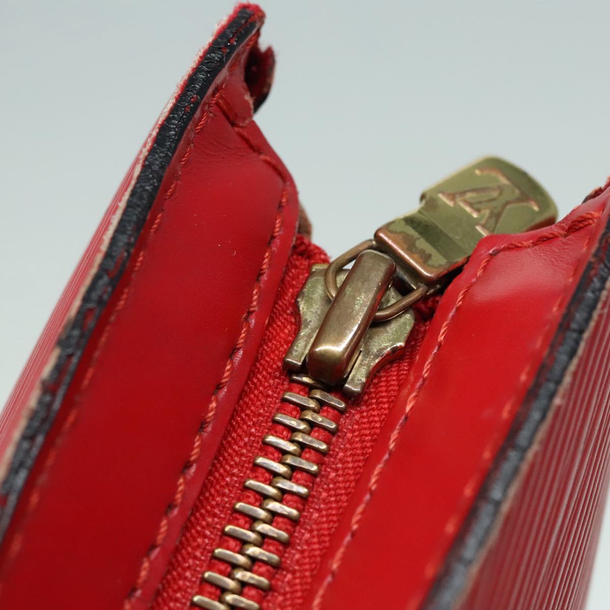 LOUIS VUITTON Epi Saint Jacques Poignees Long Hand Bag Red M52337 LV Auth 90053