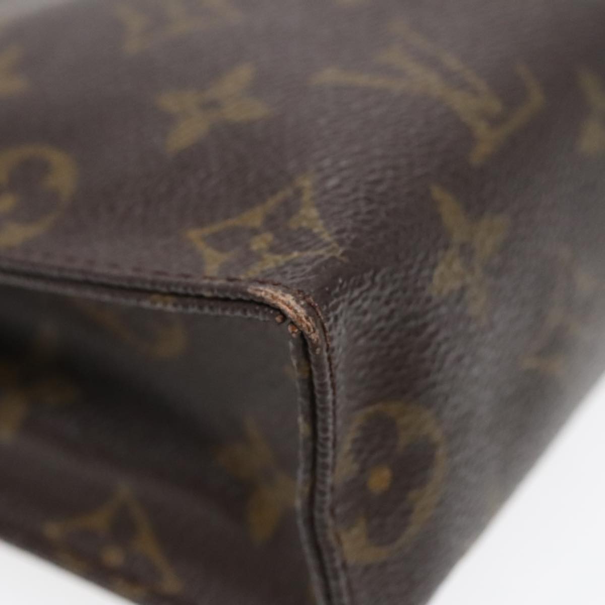 LOUIS VUITTON Monogram Poche Toilette 26 Pouch M47542 LV Auth 90060