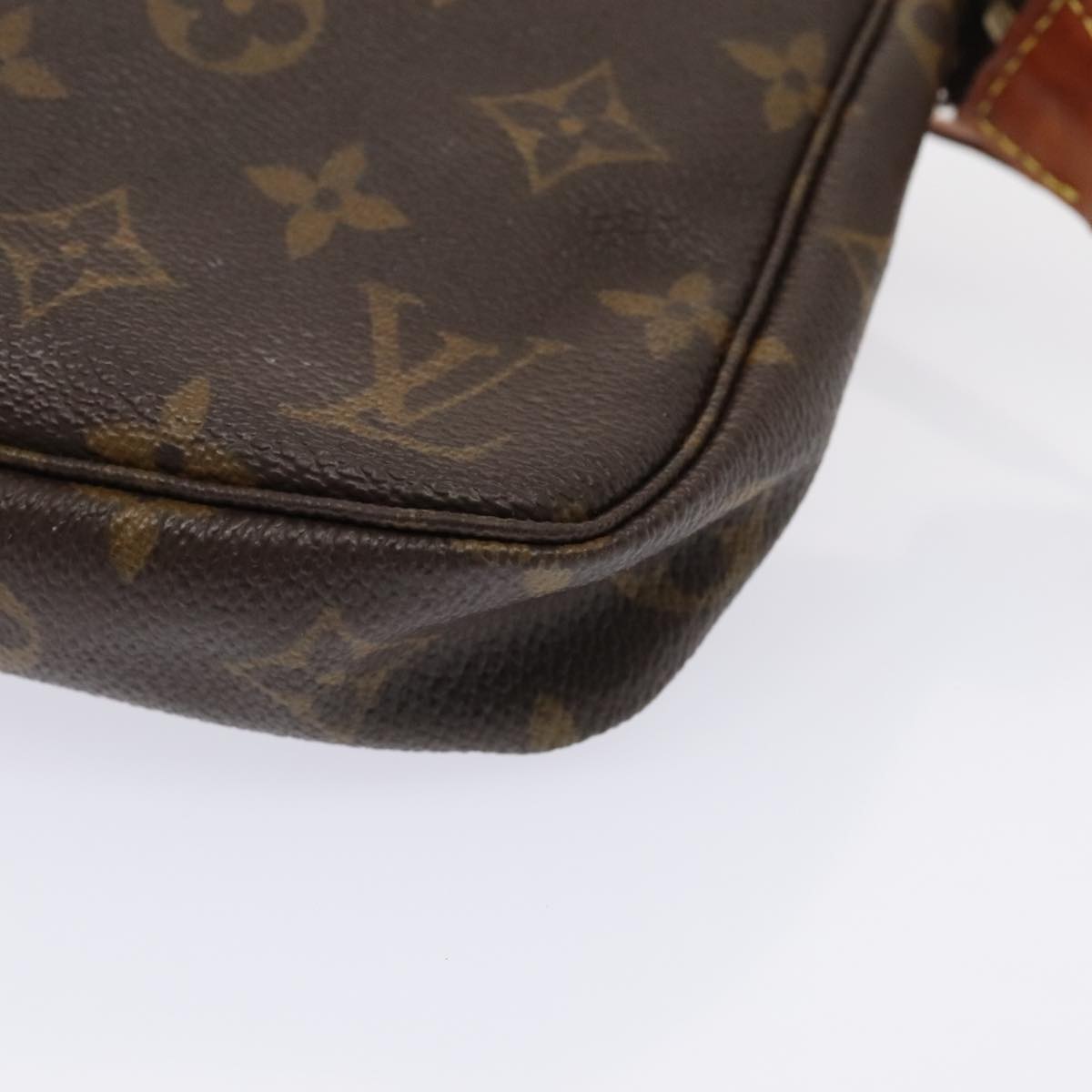 LOUIS VUITTON Monogram Pochette Accessoires Pouch M51980 LV Auth 90065