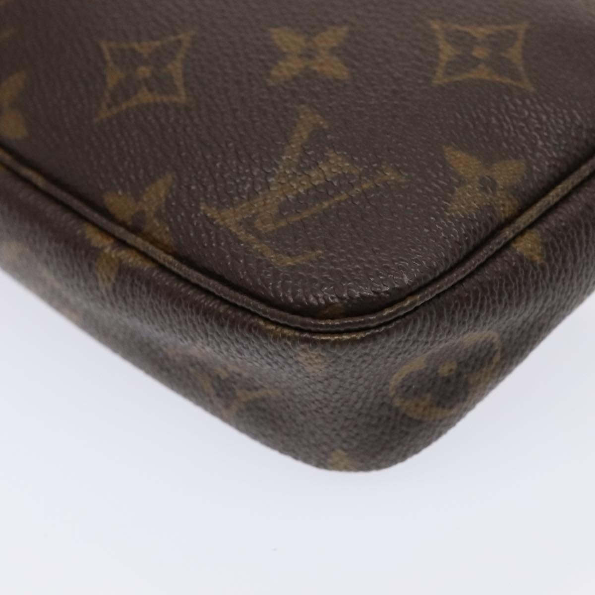 LOUIS VUITTON Monogram Pochette Accessoires Pouch M51980 LV Auth 90065