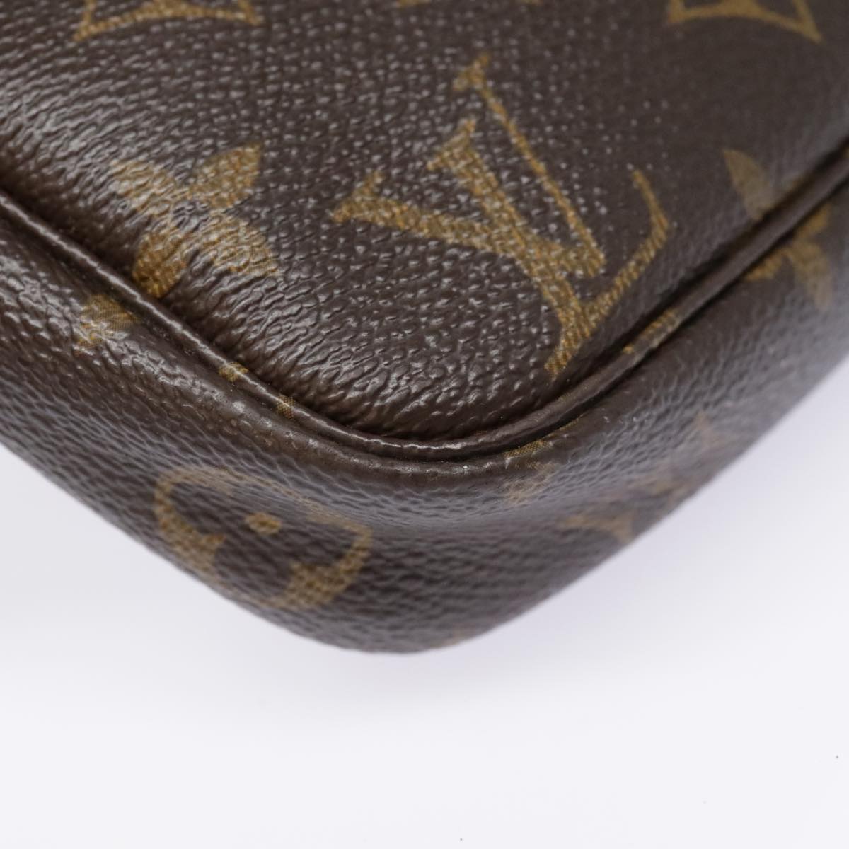 LOUIS VUITTON Monogram Pochette Accessoires Pouch M51980 LV Auth 90067