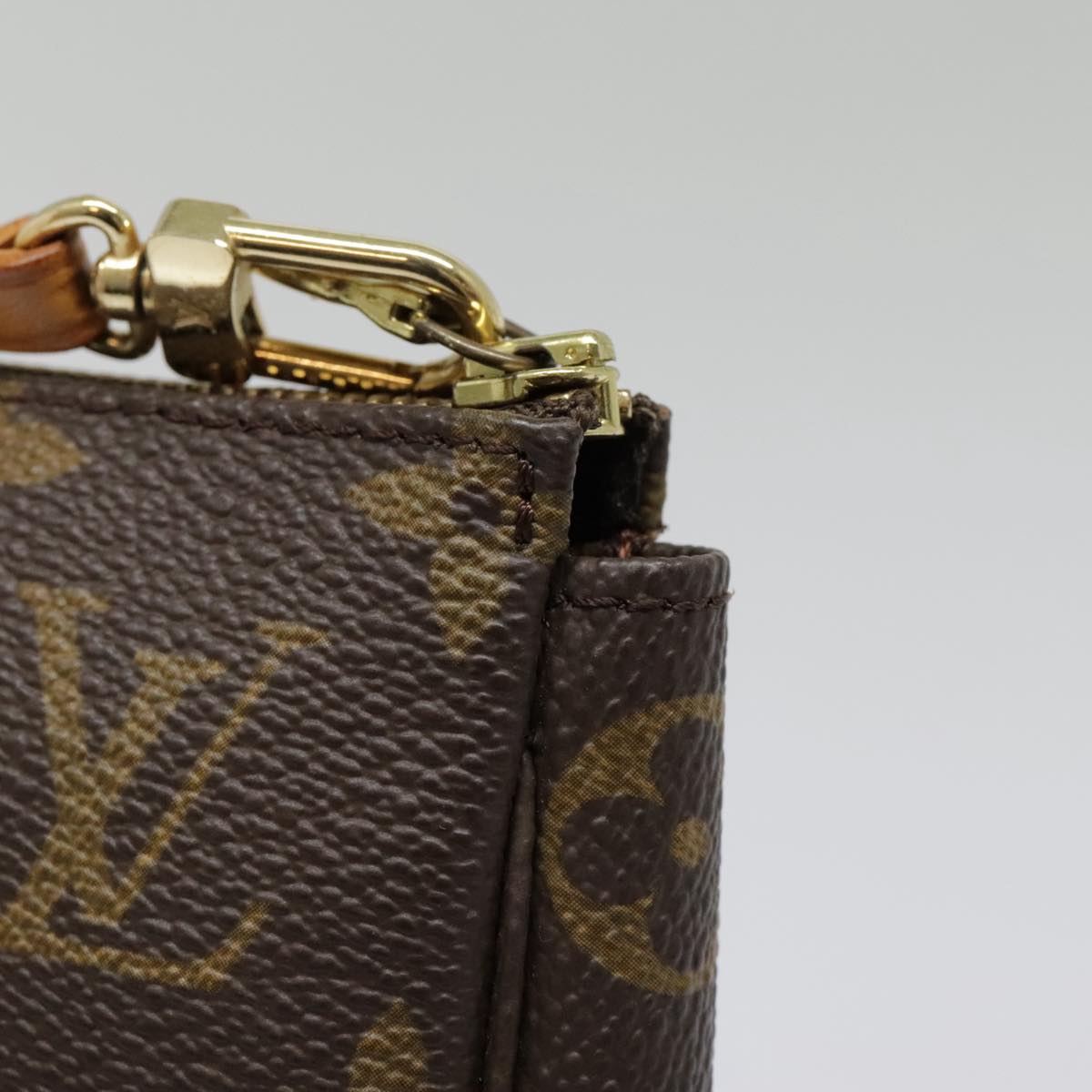 LOUIS VUITTON Monogram Pochette Accessoires Pouch M51980 LV Auth 90073