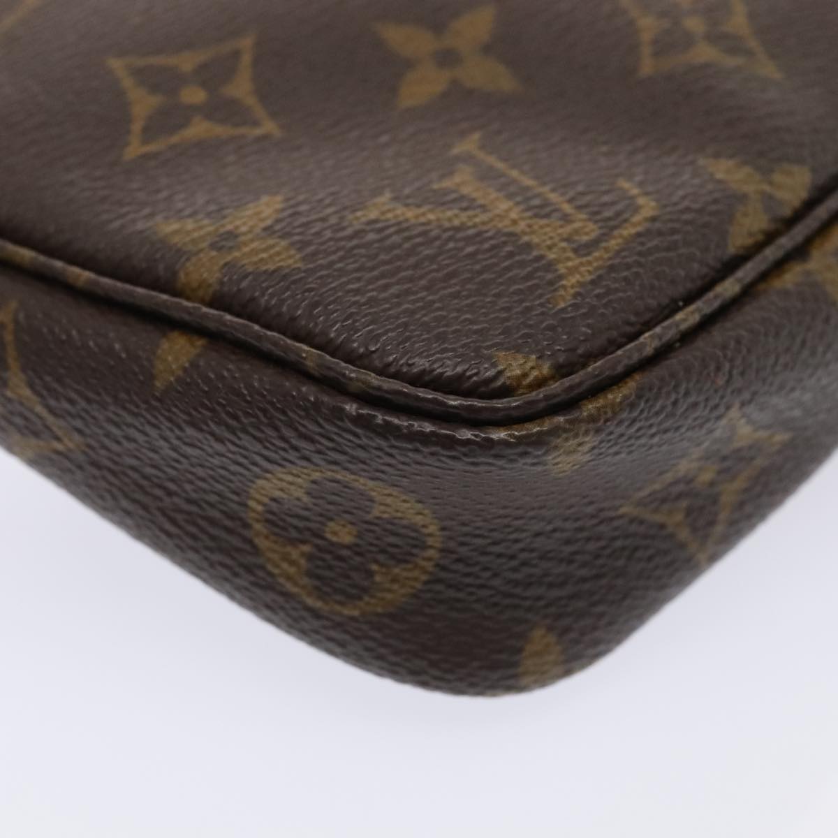 LOUIS VUITTON Monogram Pochette Accessoires Pouch M51980 LV Auth 90081