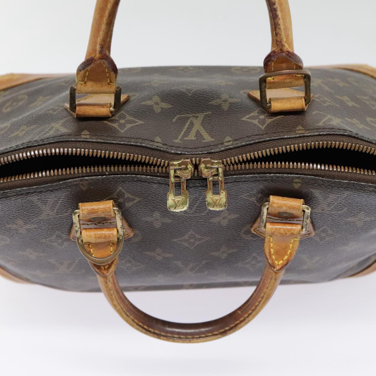 LOUIS VUITTON Monogram Alma Hand Bag M51130 LV Auth 90138