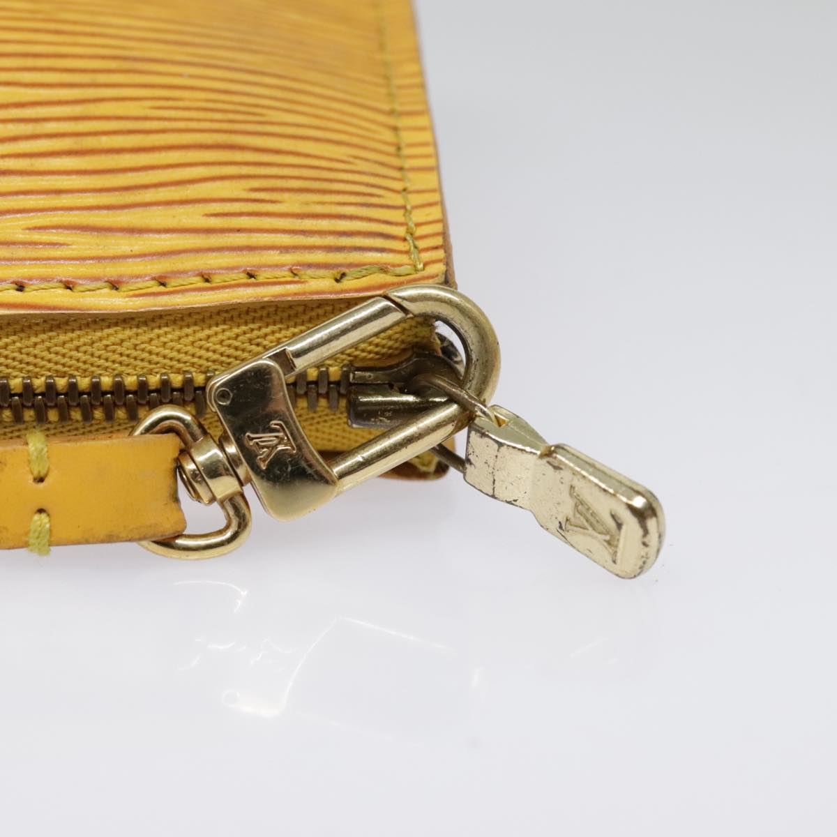 LOUIS VUITTON Epi Pochette Accessoires Pouch Yellow M52989 LV Auth 90151